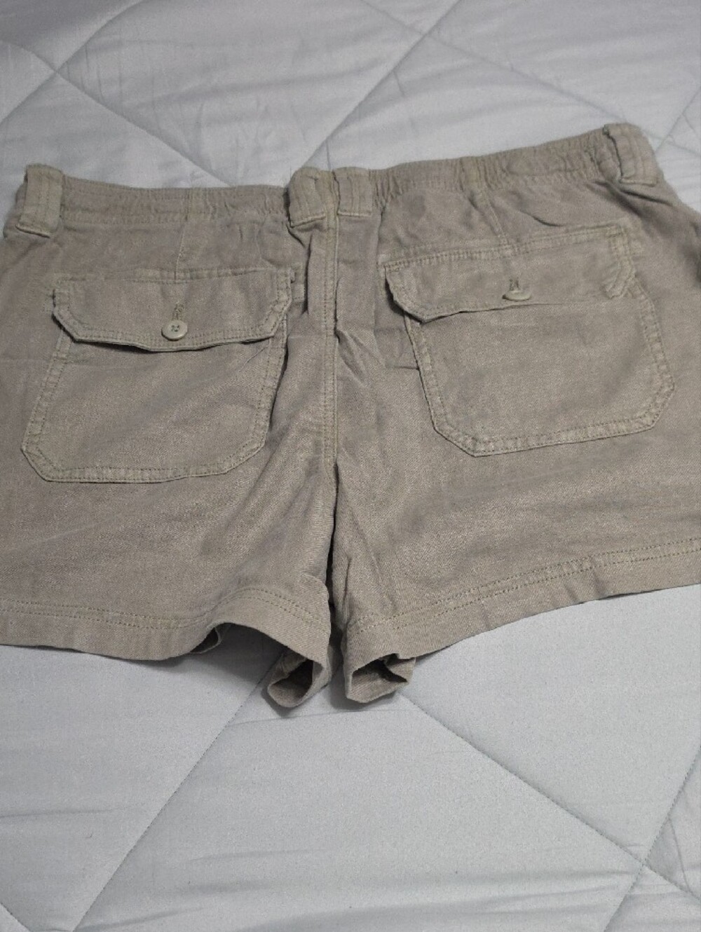 American Eagle Outfitters Women's Shorts in Taupe - Picture 6 of 6